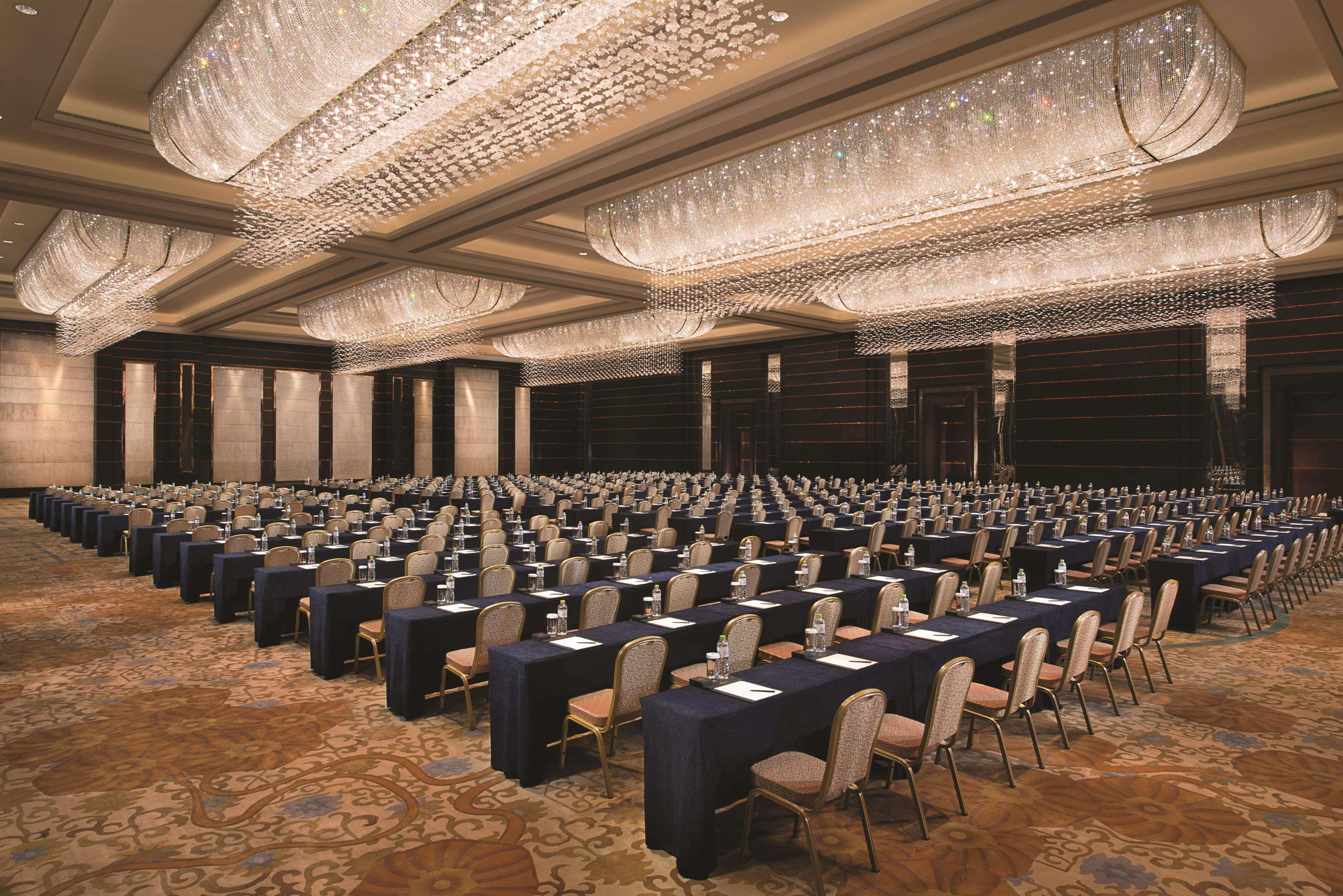 Shangri-La Nanjing Нанкин Экстерьер фото