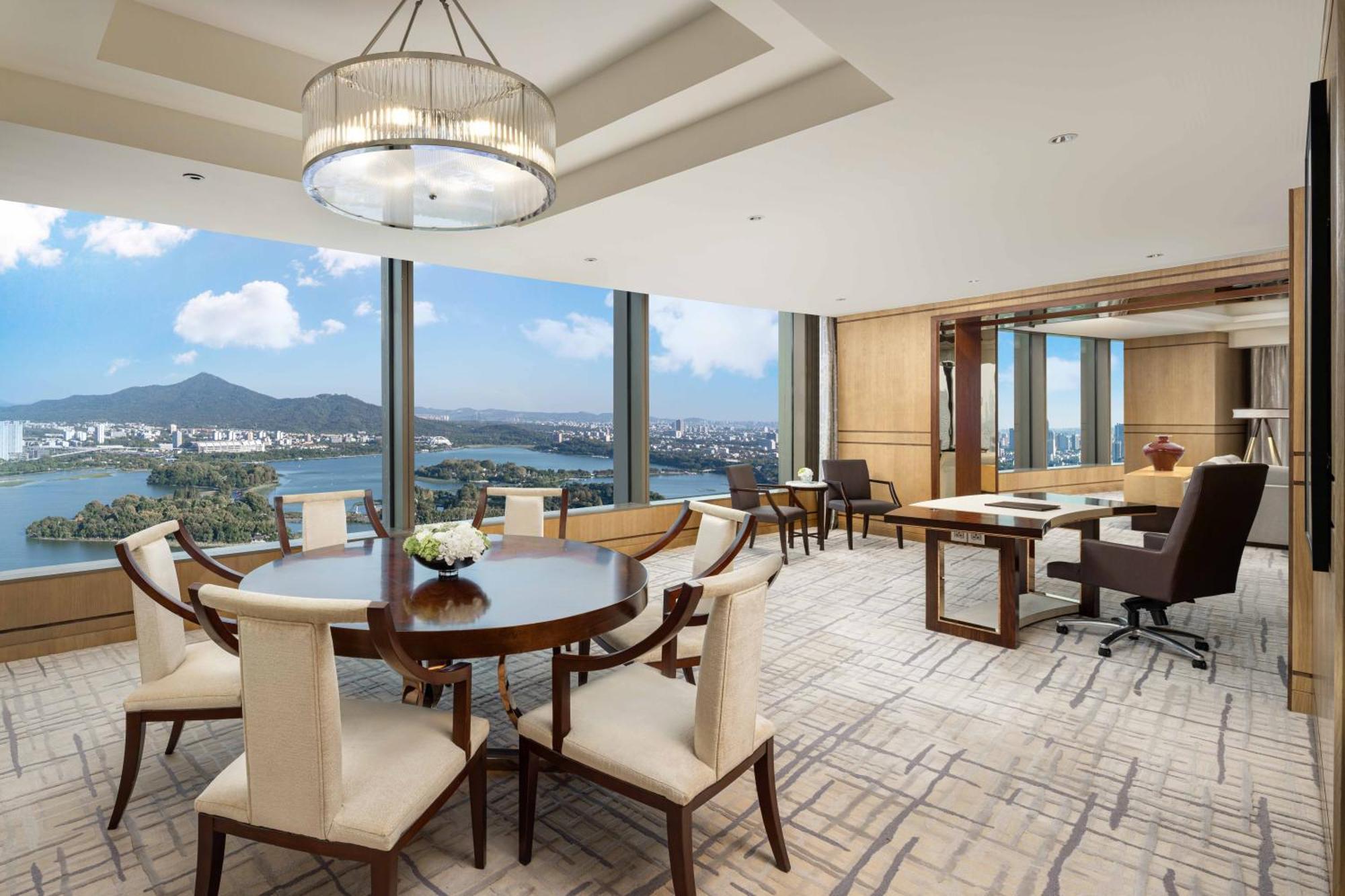 Shangri-La Nanjing Нанкин Экстерьер фото