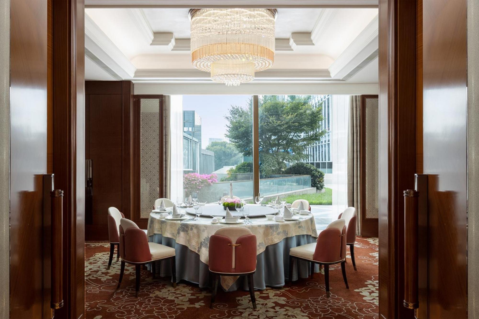 Shangri-La Nanjing Нанкин Экстерьер фото