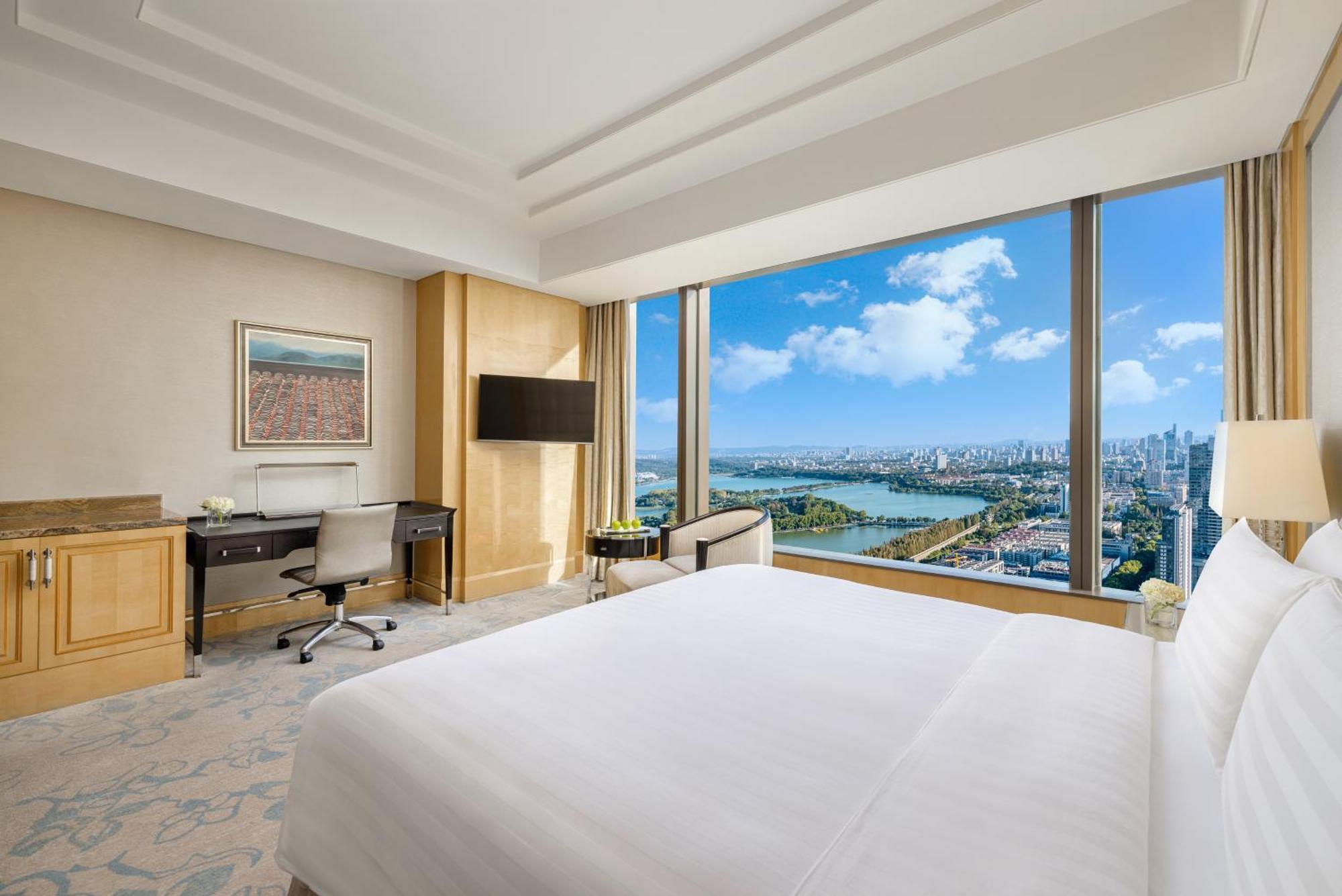 Shangri-La Nanjing Нанкин Экстерьер фото